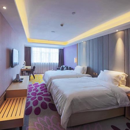 Lavande Hotels-Guangzhou Beijing Road Pedestrian Street Haizhu Square Metro Station מראה חיצוני תמונה